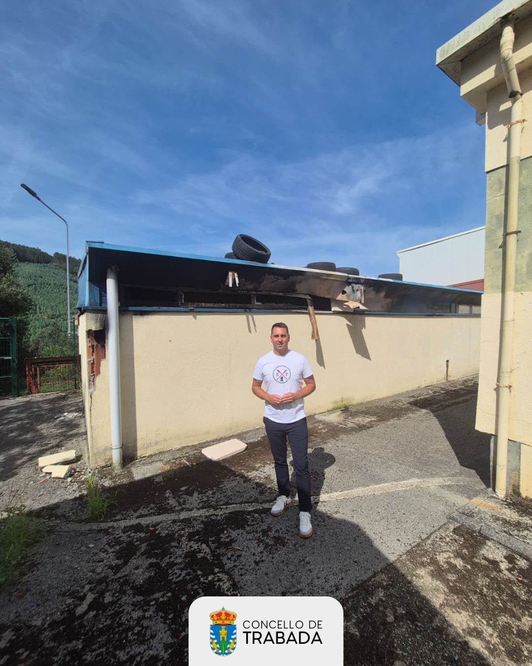 O Concello de Trabada consegue unha subvención de máis de 35.000 euros para iniciar a reparación dos vestiarios do pavillón municipal tras o incendio