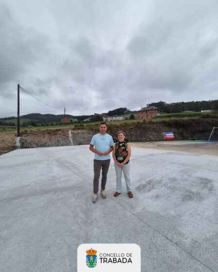 Rematan as obras de mellora dos accesos á antiga escola da parroquia de Fórnea
